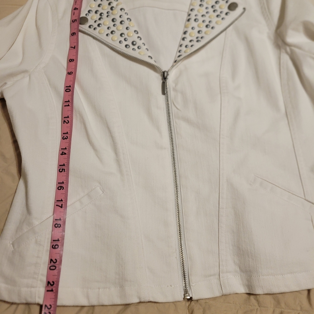 Ruby Rd. Woman's Studded White Jean jacket Blazer two sizes available 12 and 10 - Picture 7 of 16